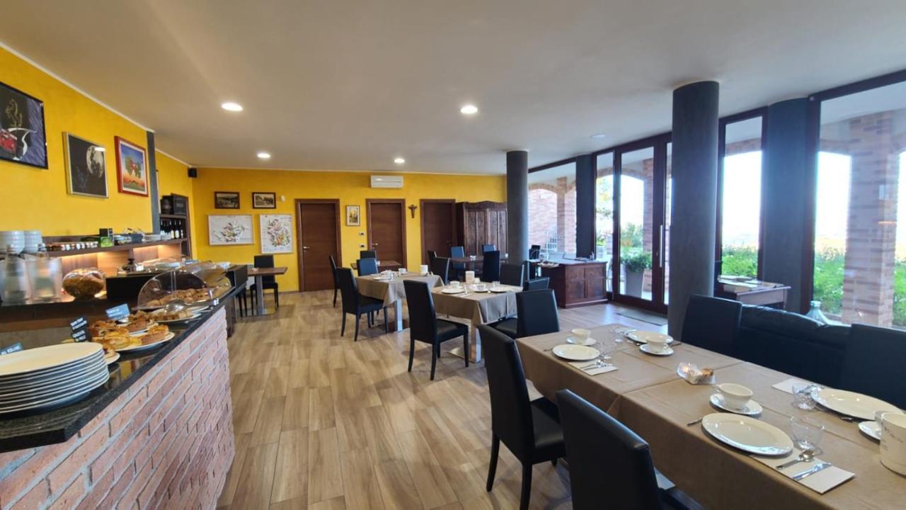 Casa Castella - Adults Only - Langhe Βίλα Diano dʼAlba Εξωτερικό φωτογραφία