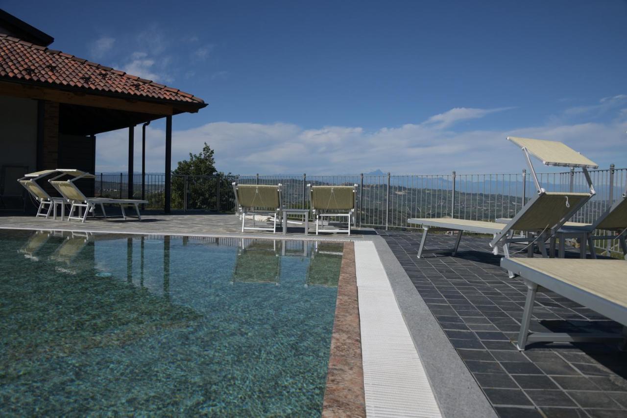 Casa Castella - Adults Only - Langhe Βίλα Diano dʼAlba Εξωτερικό φωτογραφία